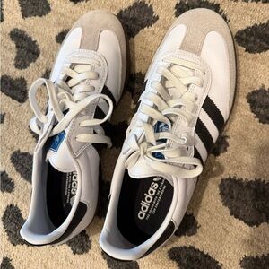Adidas Samba OG women’s 9.5
